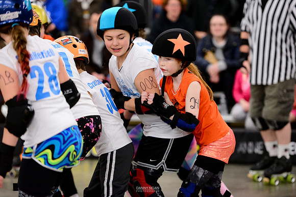 Orange Crush vs. Turquoise Terrors.