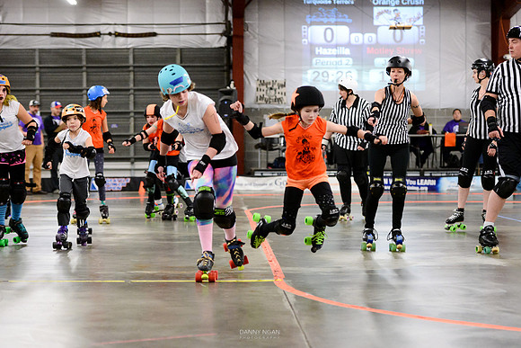 Orange Crush vs. Turquoise Terrors.