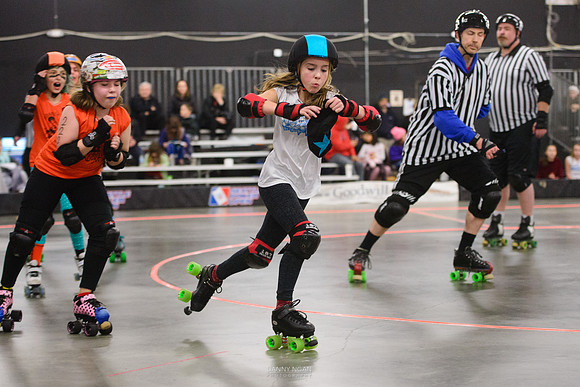 Turquoise Terrors vs. Orange Crush.