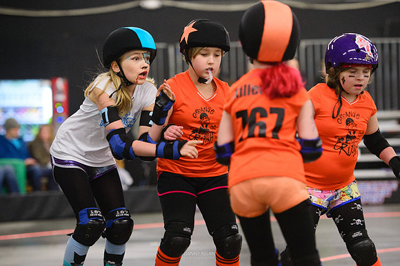 Turquoise Terrors vs. Orange Crush.