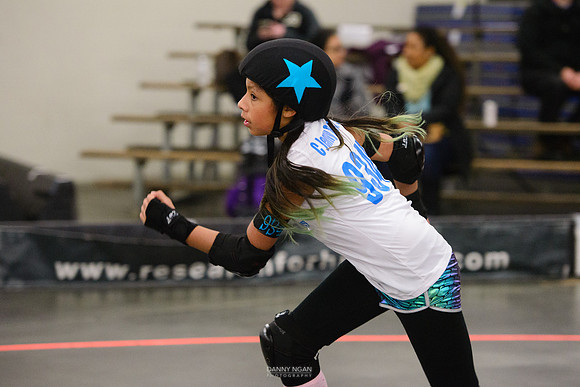 Turquoise Terrors vs. Orange Crush.
