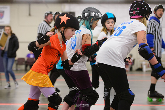 Turquoise Terrors vs. Orange Crush.