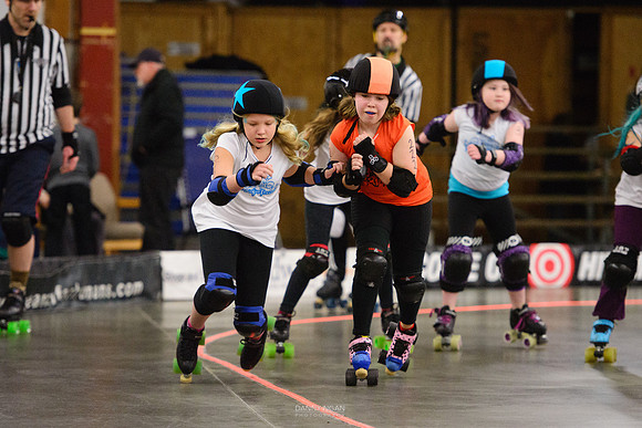 Turquoise Terrors vs. Orange Crush.