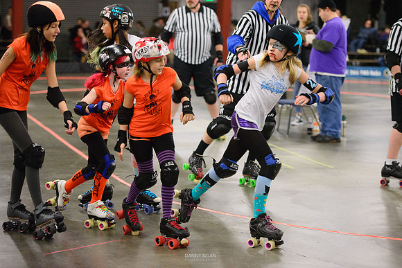 Turquoise Terrors vs. Orange Crush.