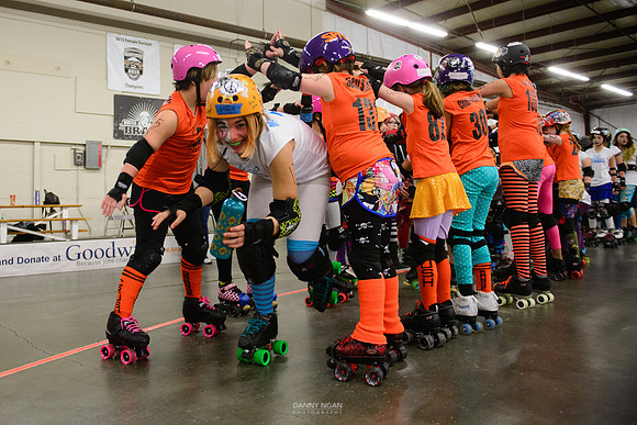 Turquoise Terrors vs. Orange Crush.