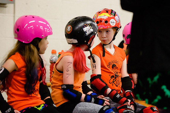 Orange Crush vs. Turquoise Terrors.