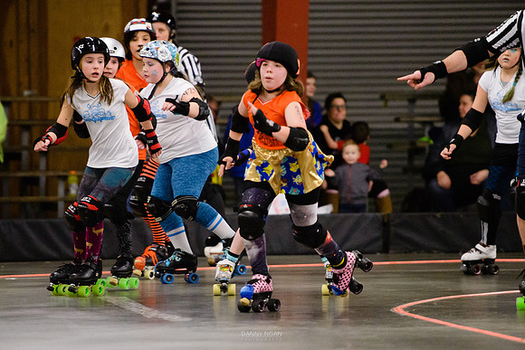 Orange Crush vs. Turquoise Terrors.
