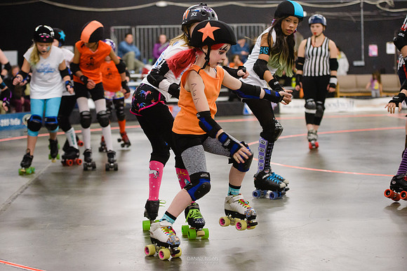 Orange Crush vs. Turquoise Terrors.