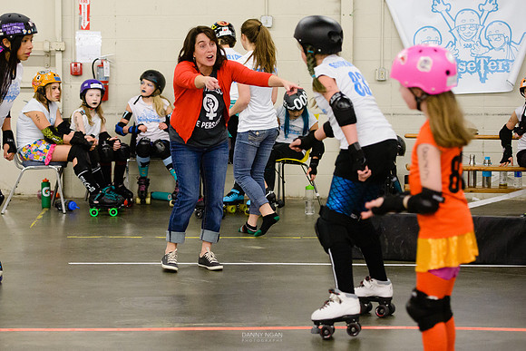 Orange Crush vs. Turquoise Terrors.