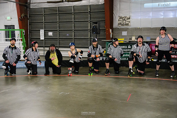 Orange Crush vs. Turquoise Terrors.