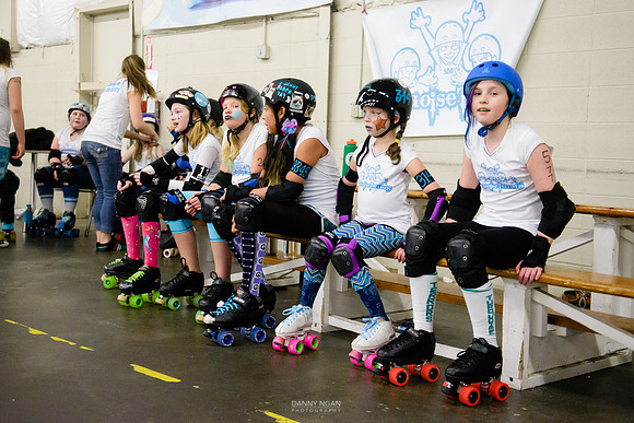 Orange Crush vs. Turquoise Terrors.