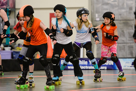 Orange Crush vs. Turquoise Terrors.