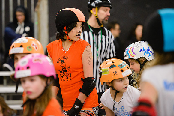 Orange Crush vs. Turquoise Terrors.