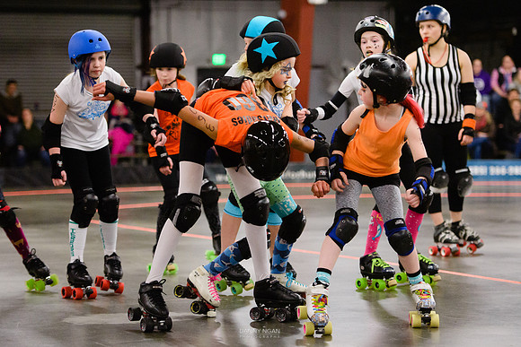 Orange Crush vs. Turquoise Terrors.