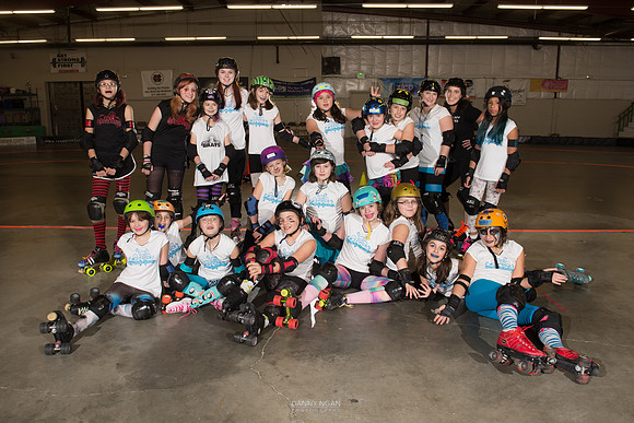 Seattle Derby Brats Tootsy Rollers — Turquoise Terrors
