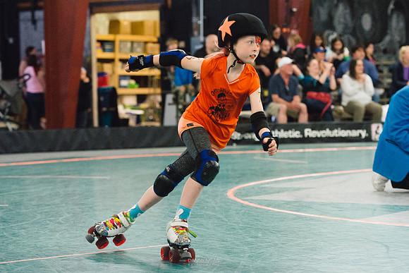 Orange Crush vs. Turquoise Terrors.