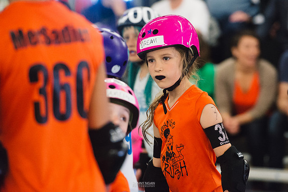 Orange Crush vs. Turquoise Terrors.