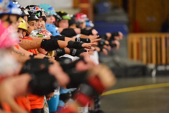 Orange Crush vs. Turquoise Terrors