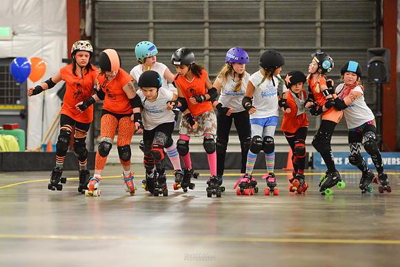 Orange Crush vs. Turquoise Terrors