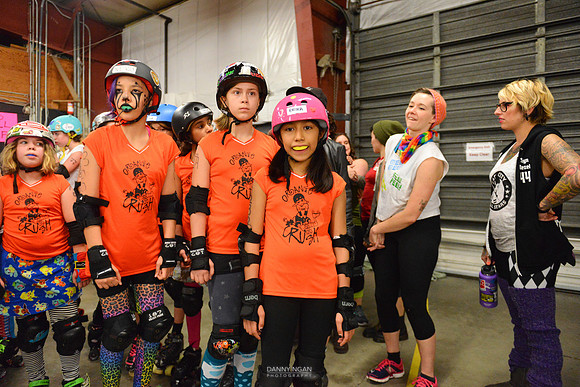 Orange Crush vs. Turquoise Terrors