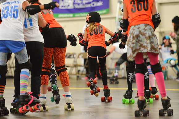 Orange Crush vs. Turquoise Terrors