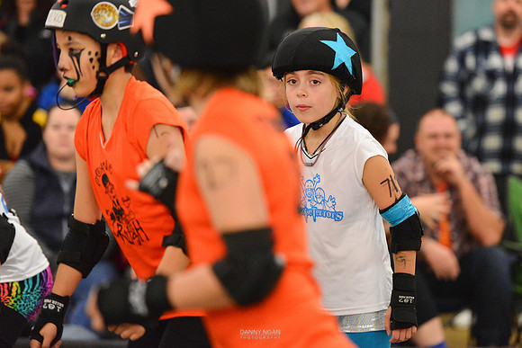 Orange Crush vs. Turquoise Terrors