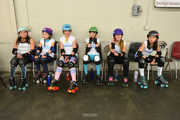 Orange Crush vs. Turquoise Terrors