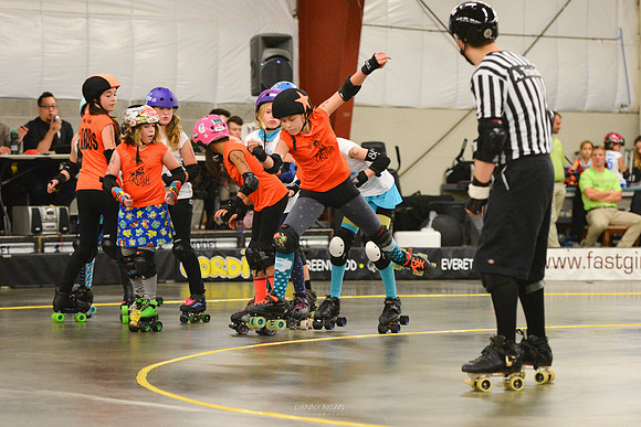 Orange Crush vs. Turquoise Terrors