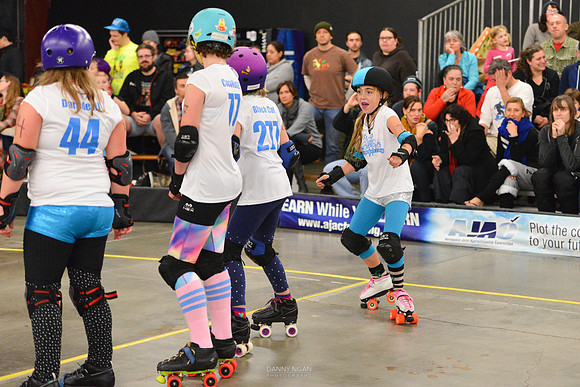Orange Crush vs. Turquoise Terrors