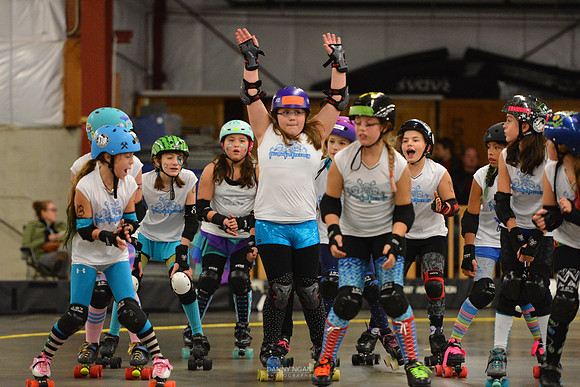 Orange Crush vs. Turquoise Terrors
