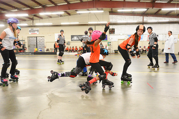 Orange Crush vs. Turquoise Terrors