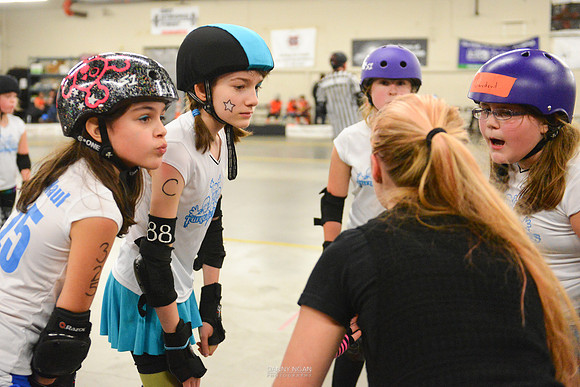 Orange Crush vs. Turquoise Terrors
