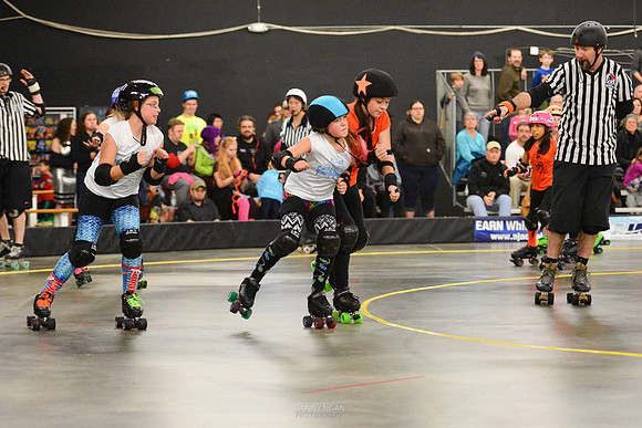 Orange Crush vs. Turquoise Terrors