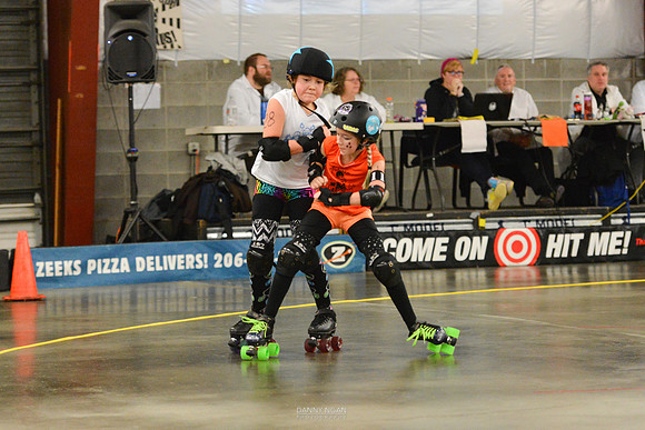 Orange Crush vs. Turquoise Terrors