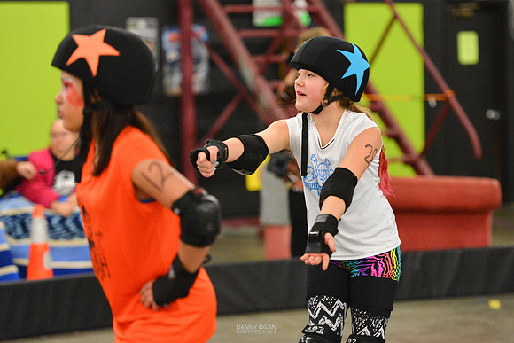 Orange Crush vs. Turquoise Terrors