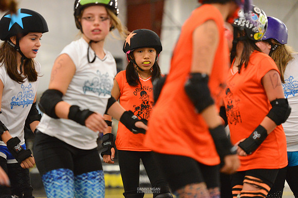 Orange Crush vs. Turquoise Terrors
