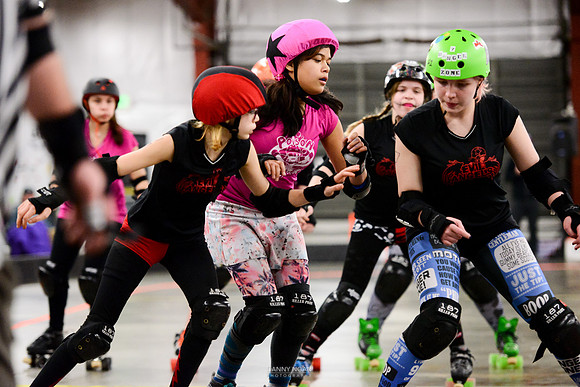 Evil Angels vs. Poison Skid'les.