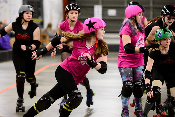 Evil Angels vs. Poison Skid'les.