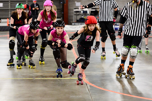 Evil Angels vs. Poison Skid'les.