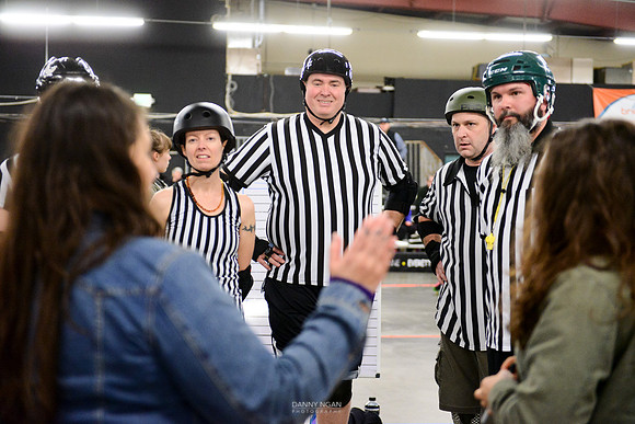 Evil Angels vs. Poison Skid'les.