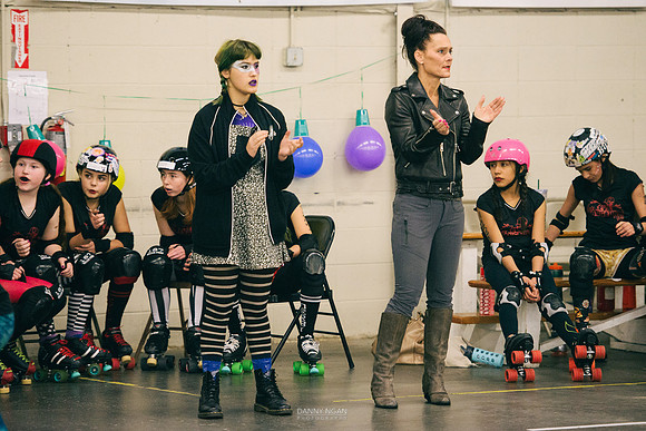 Evil Angels vs. Poison Skid'les.