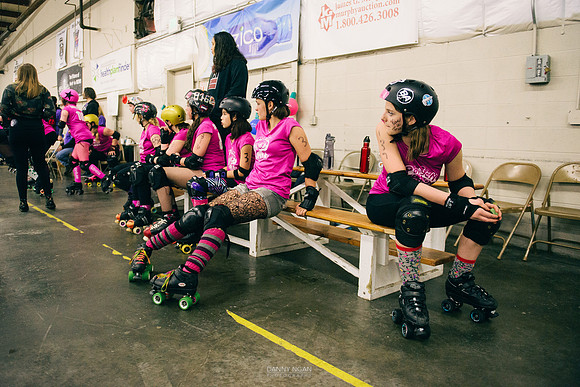 Evil Angels vs. Poison Skid'les.