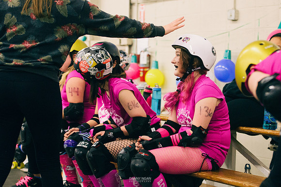 Evil Angels vs. Poison Skid'les.