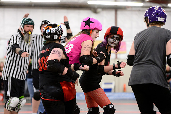 Evil Angels vs. Poison Skid'les.