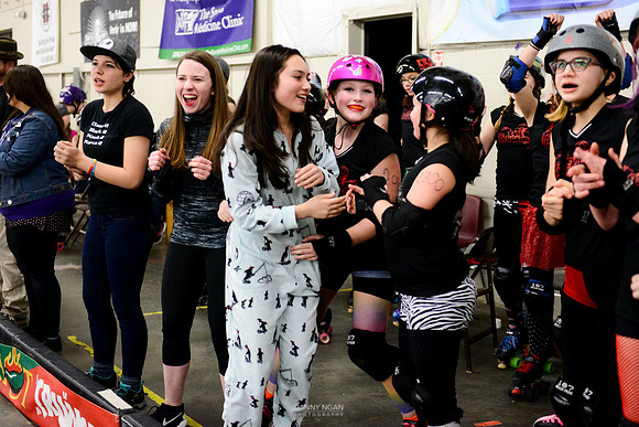 Evil Angels vs. Poison Skid'les.