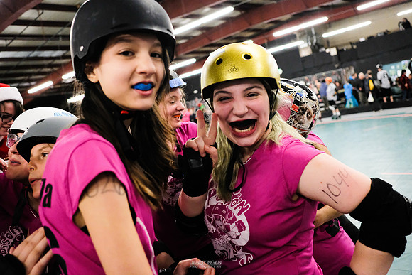Evil Angels vs. Poison Skid'les.