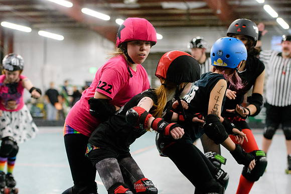 Evil Angels vs. Poison Skid'les.