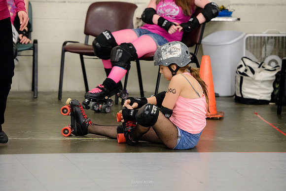 Evil Angels vs. Poison Skid'les.