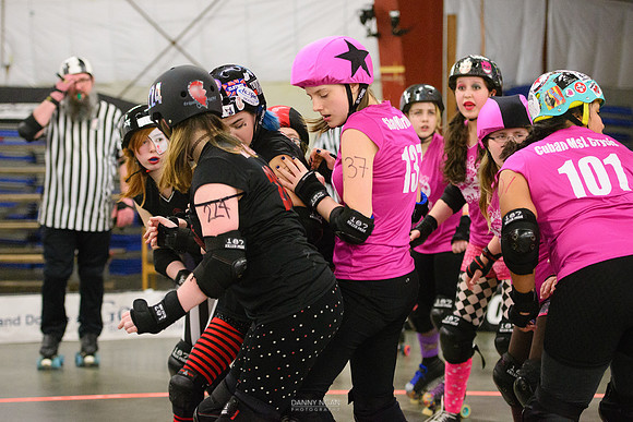 Evil Angels vs. Poison Skid'les