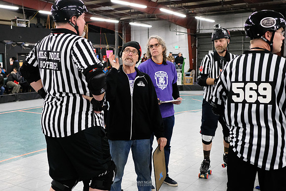 Evil Angels vs. Poison Skid'les.